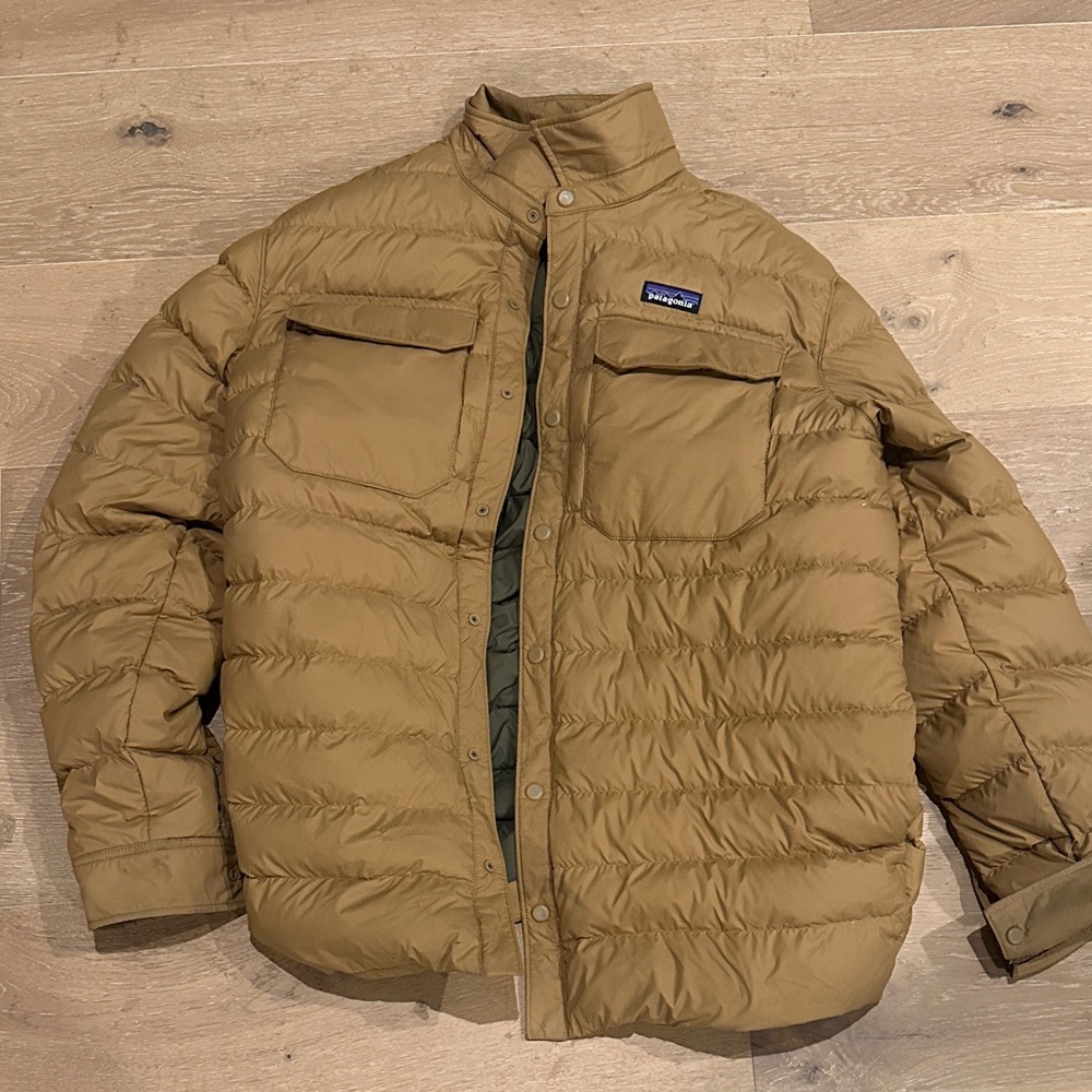 Patagonia Men's Brown Puffer Jacket